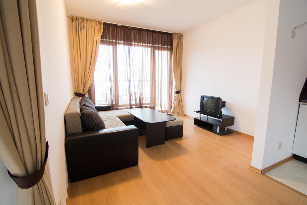 Cabacum Beach Private Apartaments غولدن ساندز الغرفة الصورة