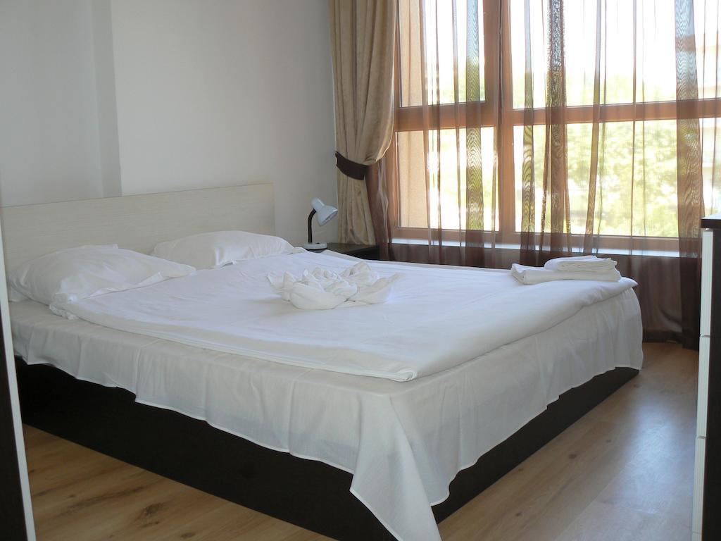 Cabacum Beach Private Apartaments غولدن ساندز الغرفة الصورة